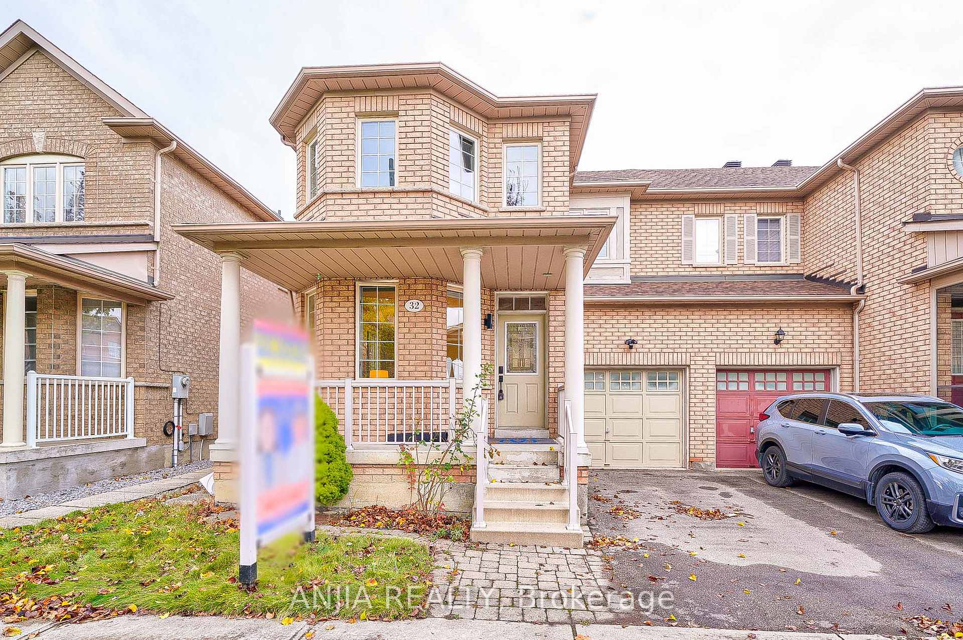 Photo 2 of 32 Sanderson Road, Markham, Cachet — HOMEH
