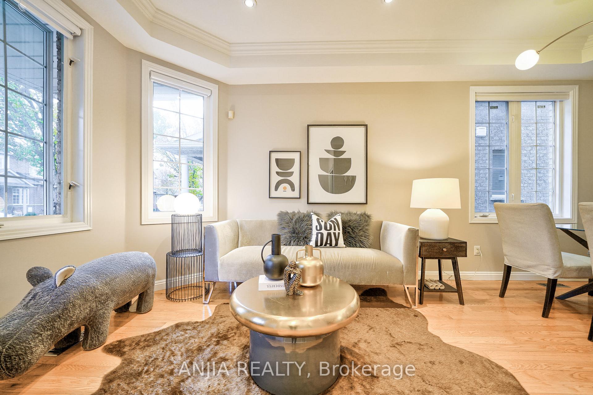 Photo 5 of 32 Sanderson Road, Markham, Cachet — HOMEH