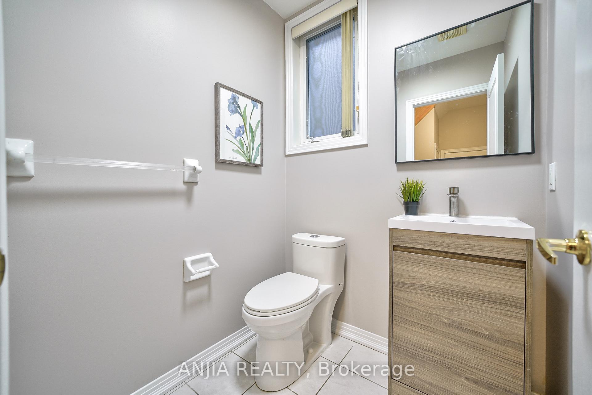Photo 10 of 32 Sanderson Road, Markham, Cachet — HOMEH