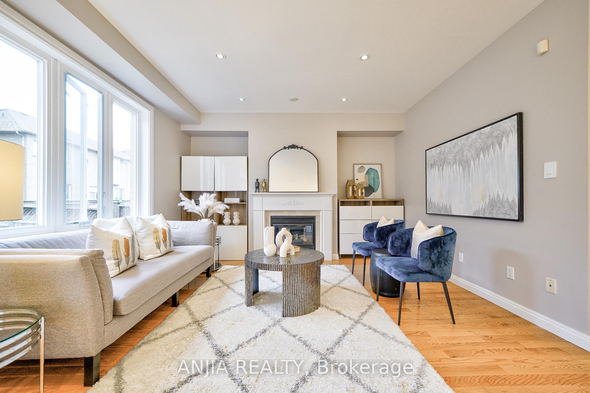 Photo 15 of 32 Sanderson Road, Markham, Cachet — HOMEH