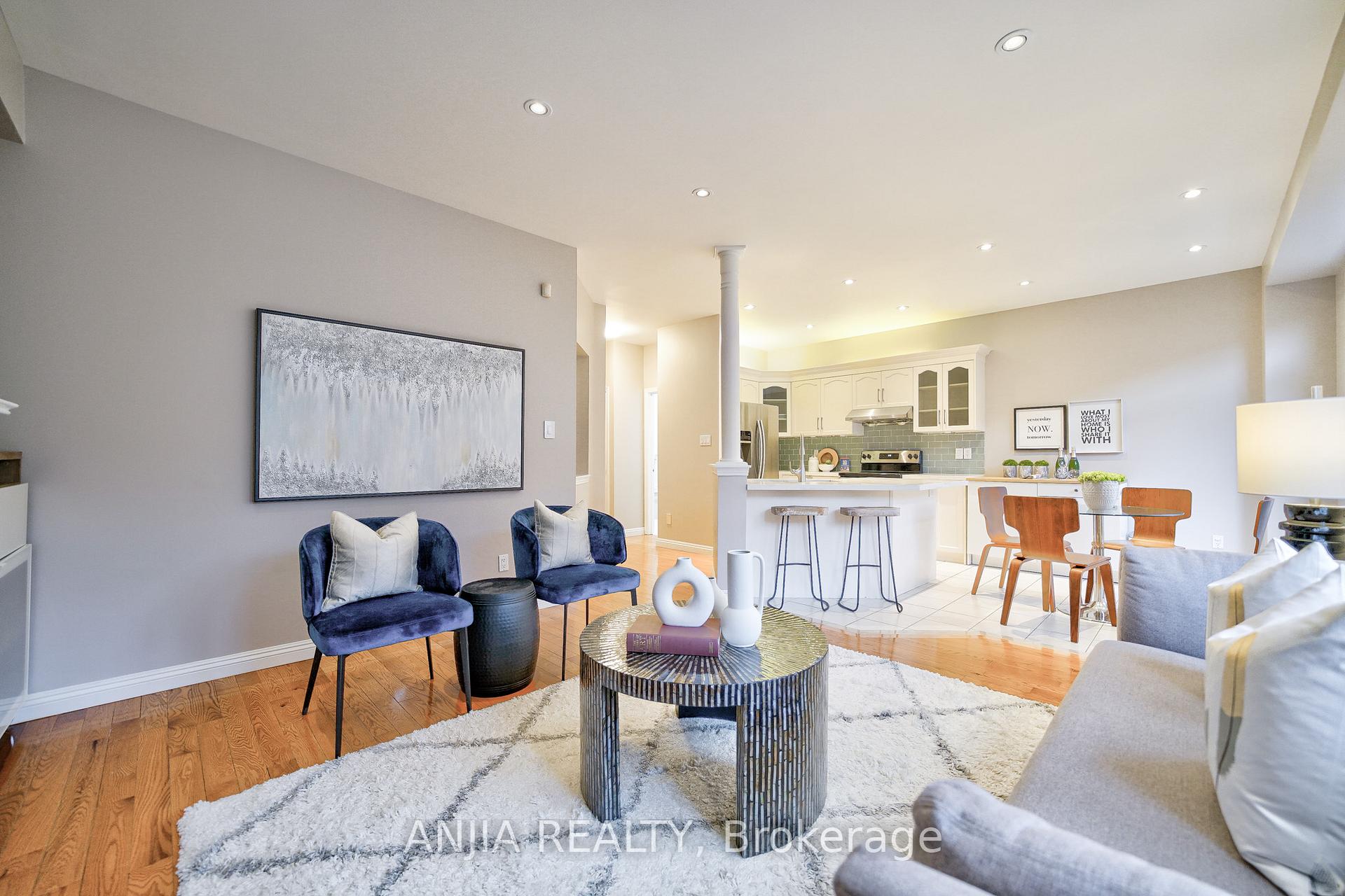 Photo 17 of 32 Sanderson Road, Markham, Cachet — HOMEH