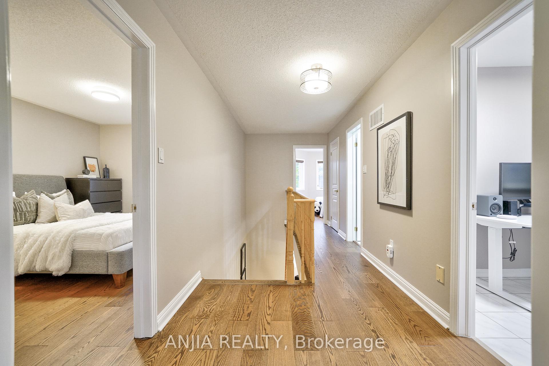 Photo 19 of 32 Sanderson Road, Markham, Cachet — HOMEH