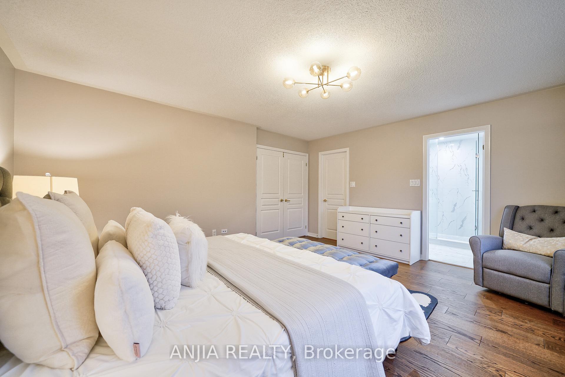 Photo 30 of 32 Sanderson Road, Markham, Cachet — HOMEH