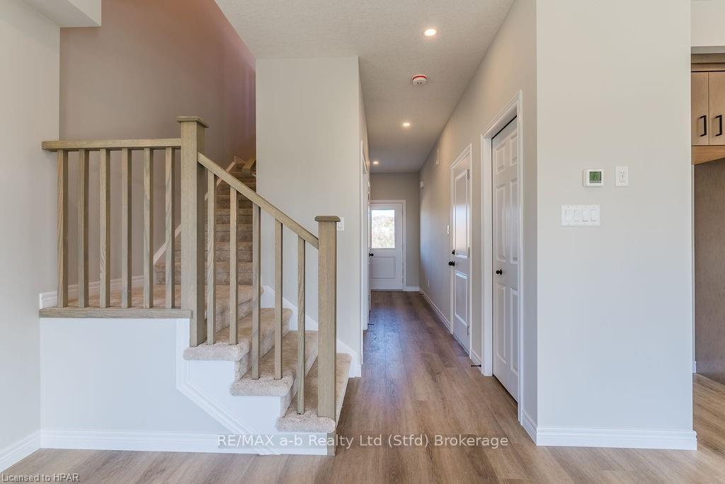 Photo 4 of 139 Mill Race Crescent, Woolwich — HOMEH