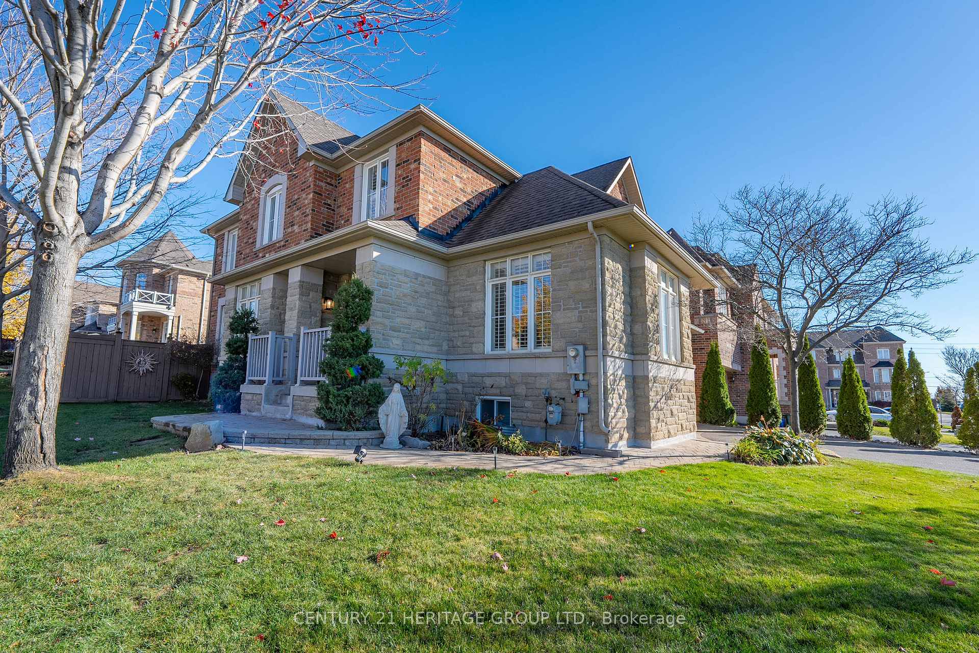 Photo 2 of 78 Walter Scott Crescent, Markham, Victoria Square — HOMEH