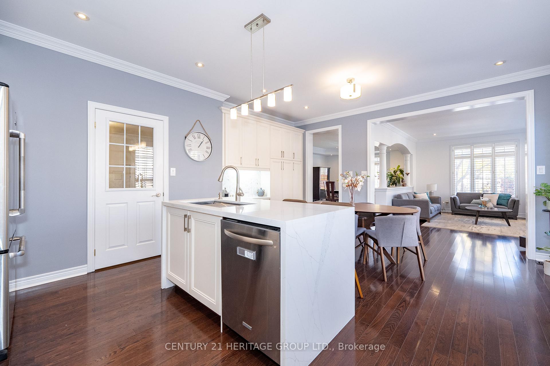 Photo 16 of 78 Walter Scott Crescent, Markham, Victoria Square — HOMEH