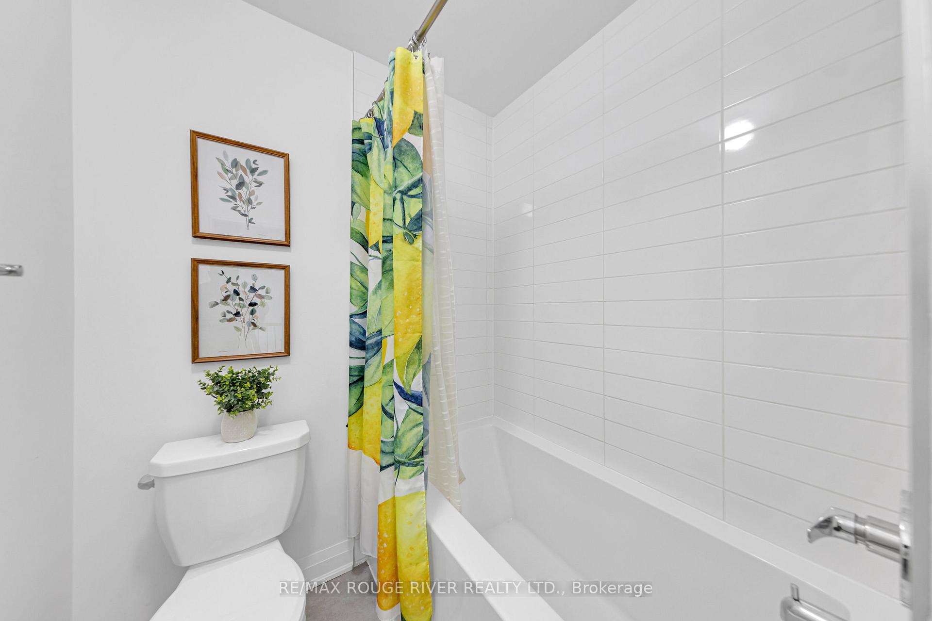 Photo 26 of 3 Dorian Drive, Whitby, Williamsburg — HOMEH