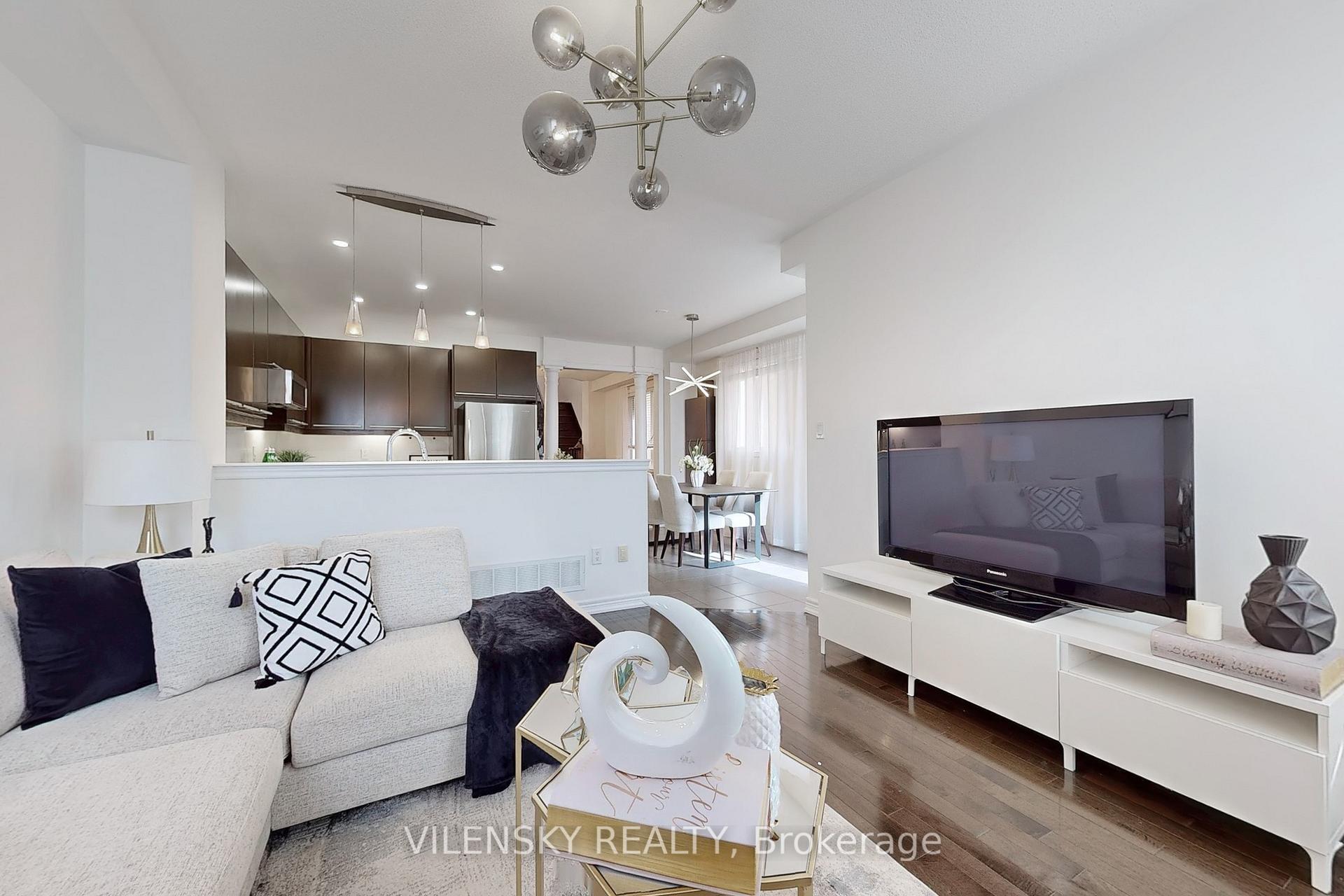 Photo 5 of 20 Alex Black Street, Vaughan, Patterson — HOMEH