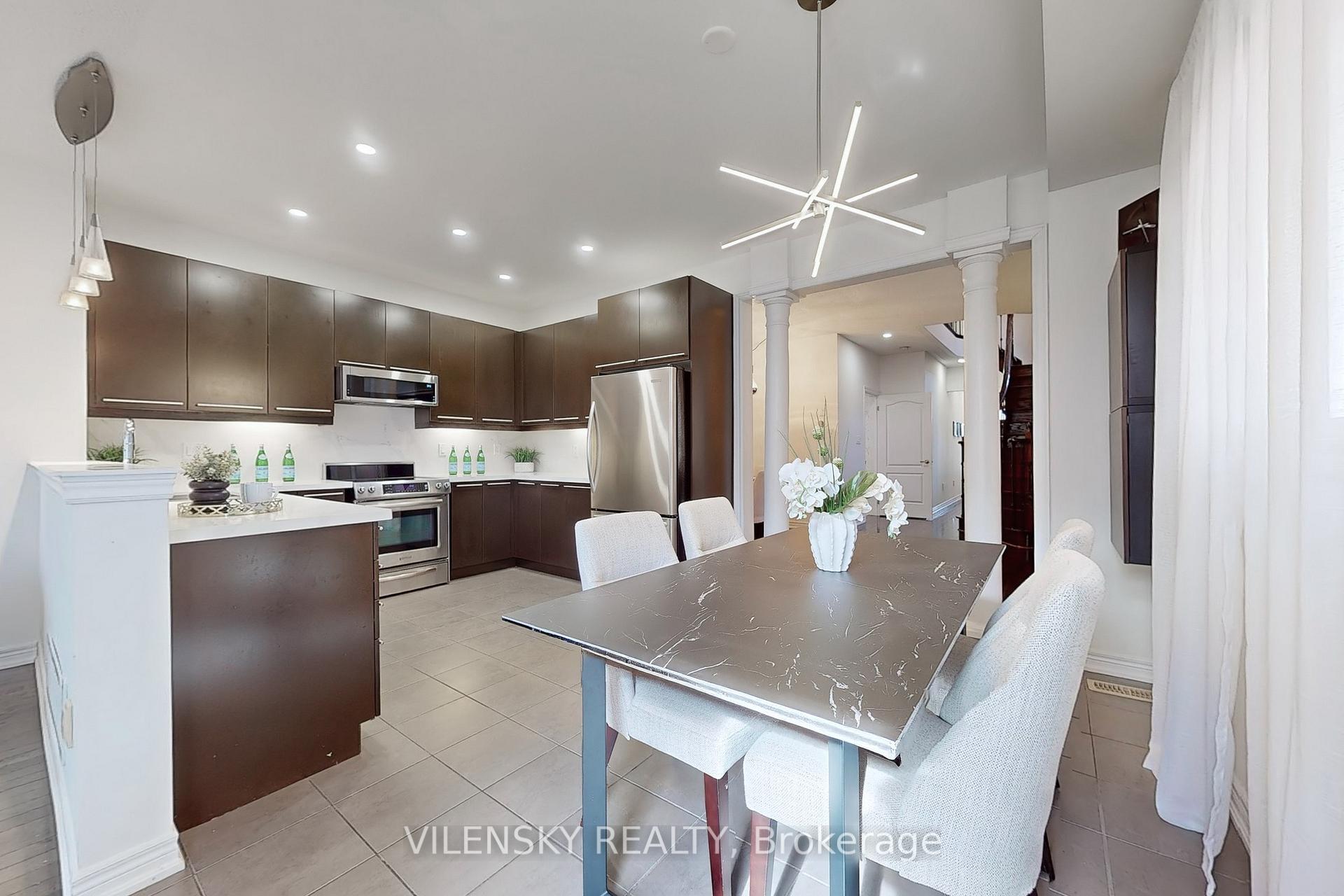 Photo 6 of 20 Alex Black Street, Vaughan, Patterson — HOMEH