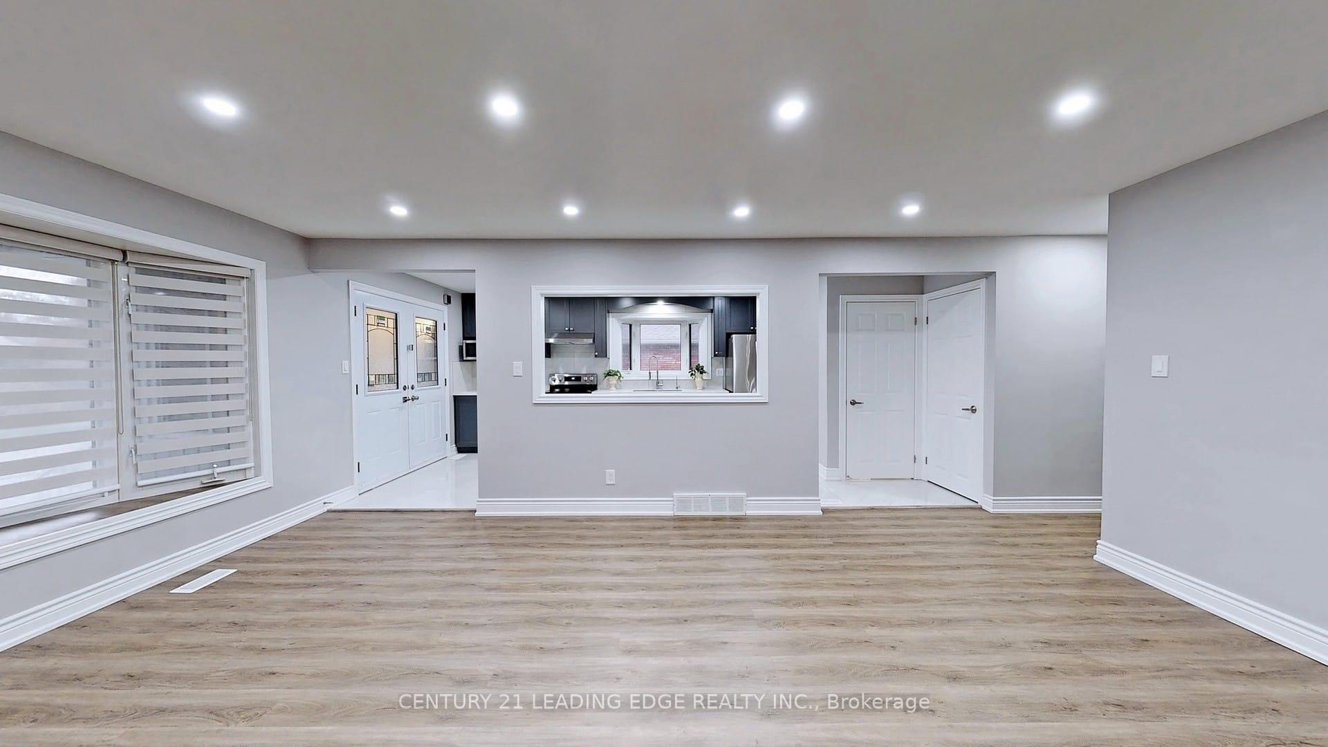 Photo 2 of Unit Main, 806 Beech Street W, Whitby, Downtown Whitby — HOMEH