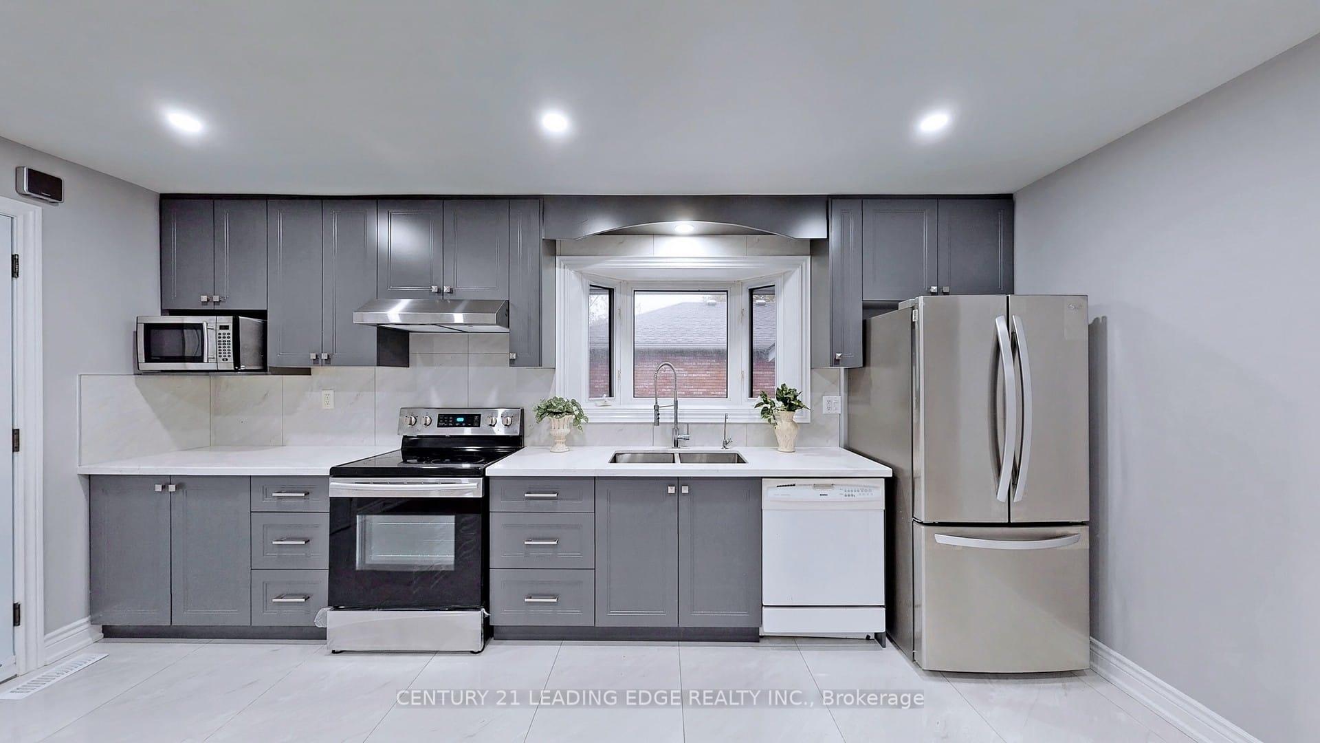 Photo 4 of Unit Main, 806 Beech Street W, Whitby, Downtown Whitby — HOMEH