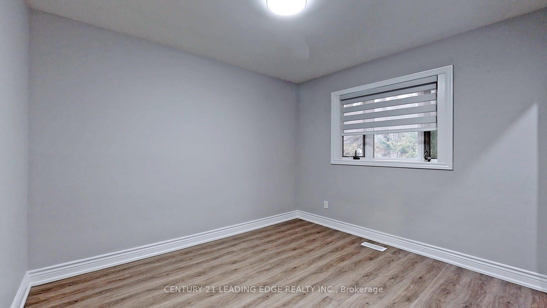 Photo 10 of Unit Main, 806 Beech Street W, Whitby, Downtown Whitby — HOMEH
