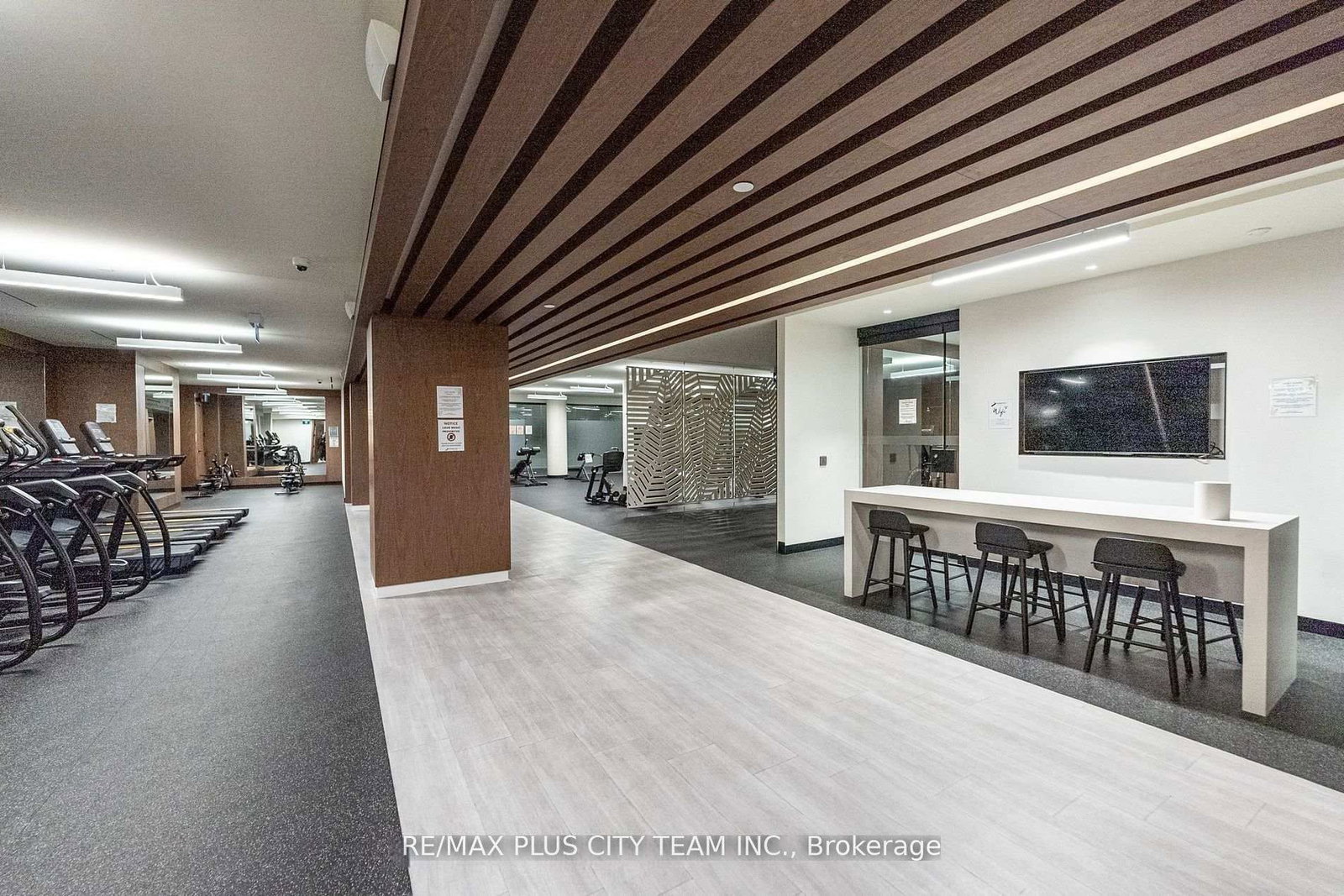 Photo 8 of Unit 324, 5 Defries St, Toronto, Regent Park — HOMEH