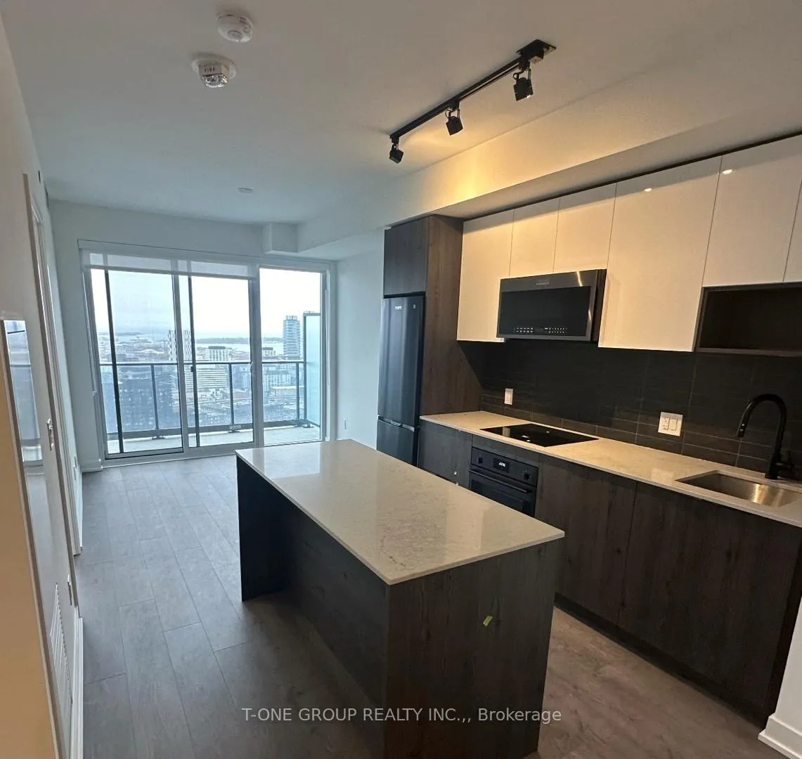 Photo 4 of Unit 3004, 5 Defries St, Toronto, Regent Park — HOMEH