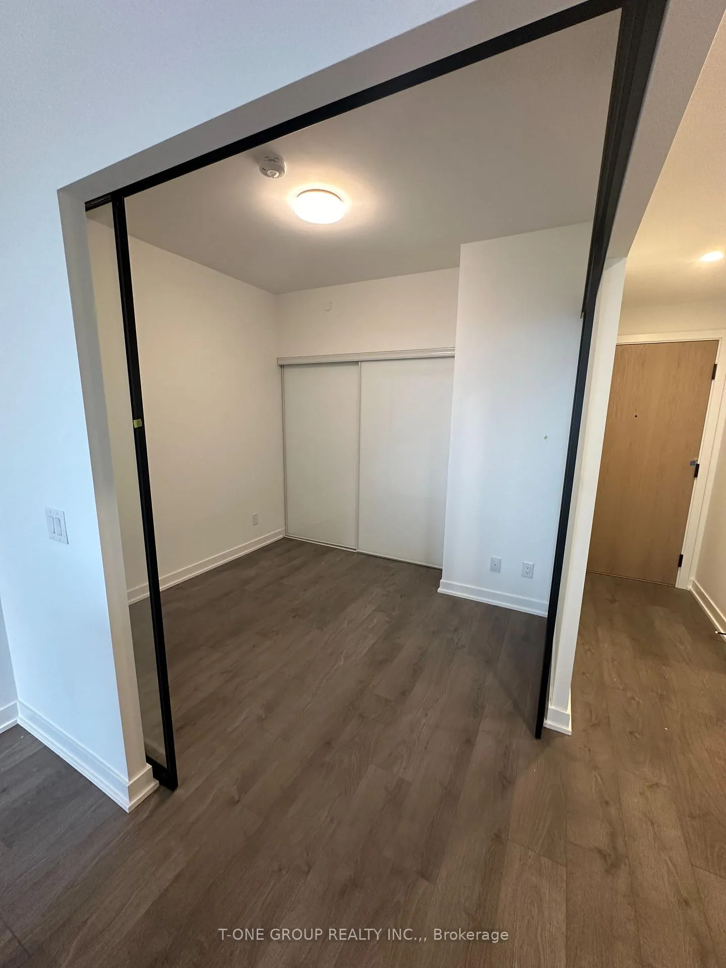 Photo 6 of Unit 3004, 5 Defries St, Toronto, Regent Park — HOMEH