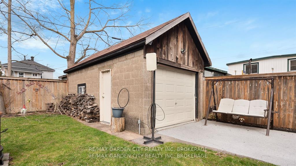 Photo 26 of 24 Beatrice Street, Welland, Lincoln/Crowland — HOMEH