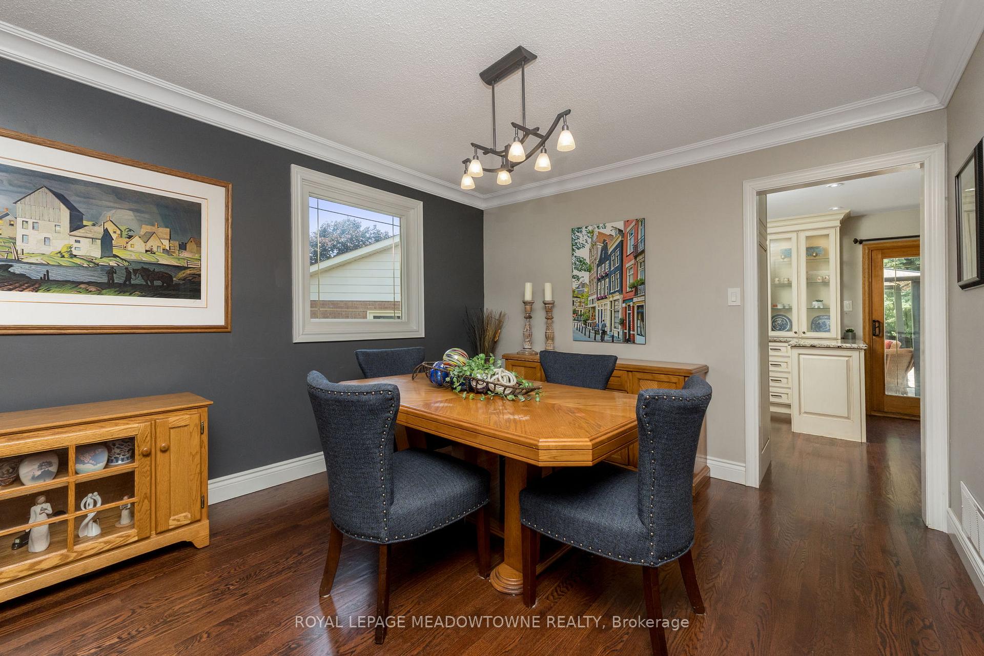 Photo 14 of 52 Canadian Oaks Drive, Whitby, Blue Grass Meadows — HOMEH
