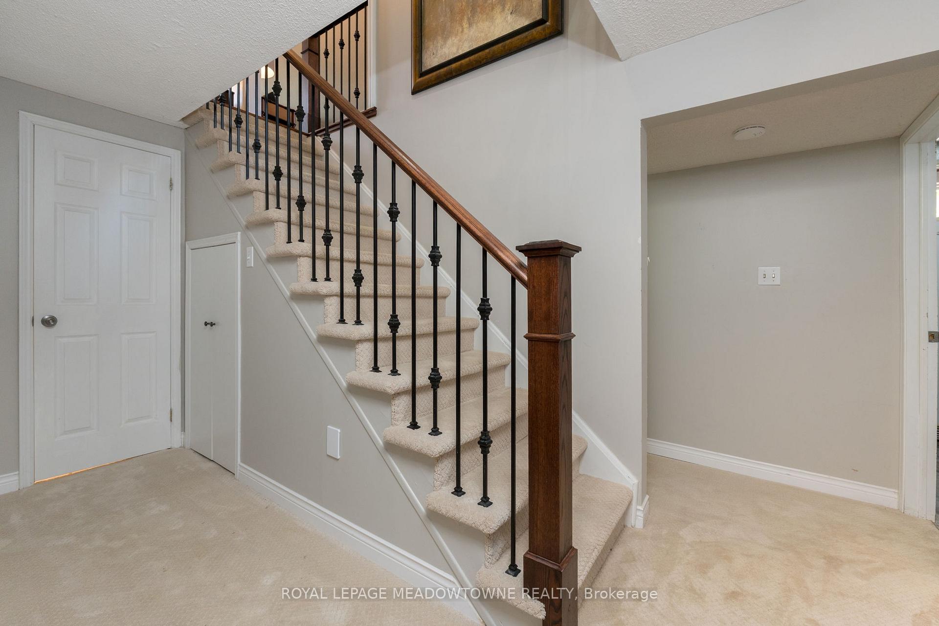 Photo 31 of 52 Canadian Oaks Drive, Whitby, Blue Grass Meadows — HOMEH