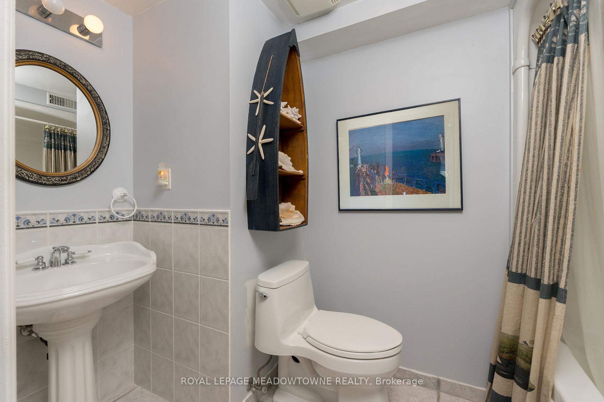 Photo 38 of 52 Canadian Oaks Drive, Whitby, Blue Grass Meadows — HOMEH