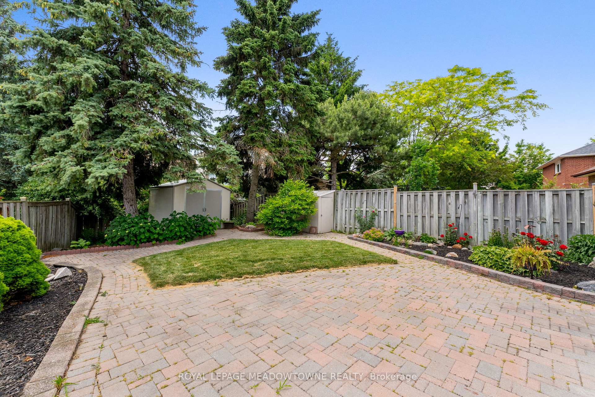 Photo 47 of 52 Canadian Oaks Drive, Whitby, Blue Grass Meadows — HOMEH