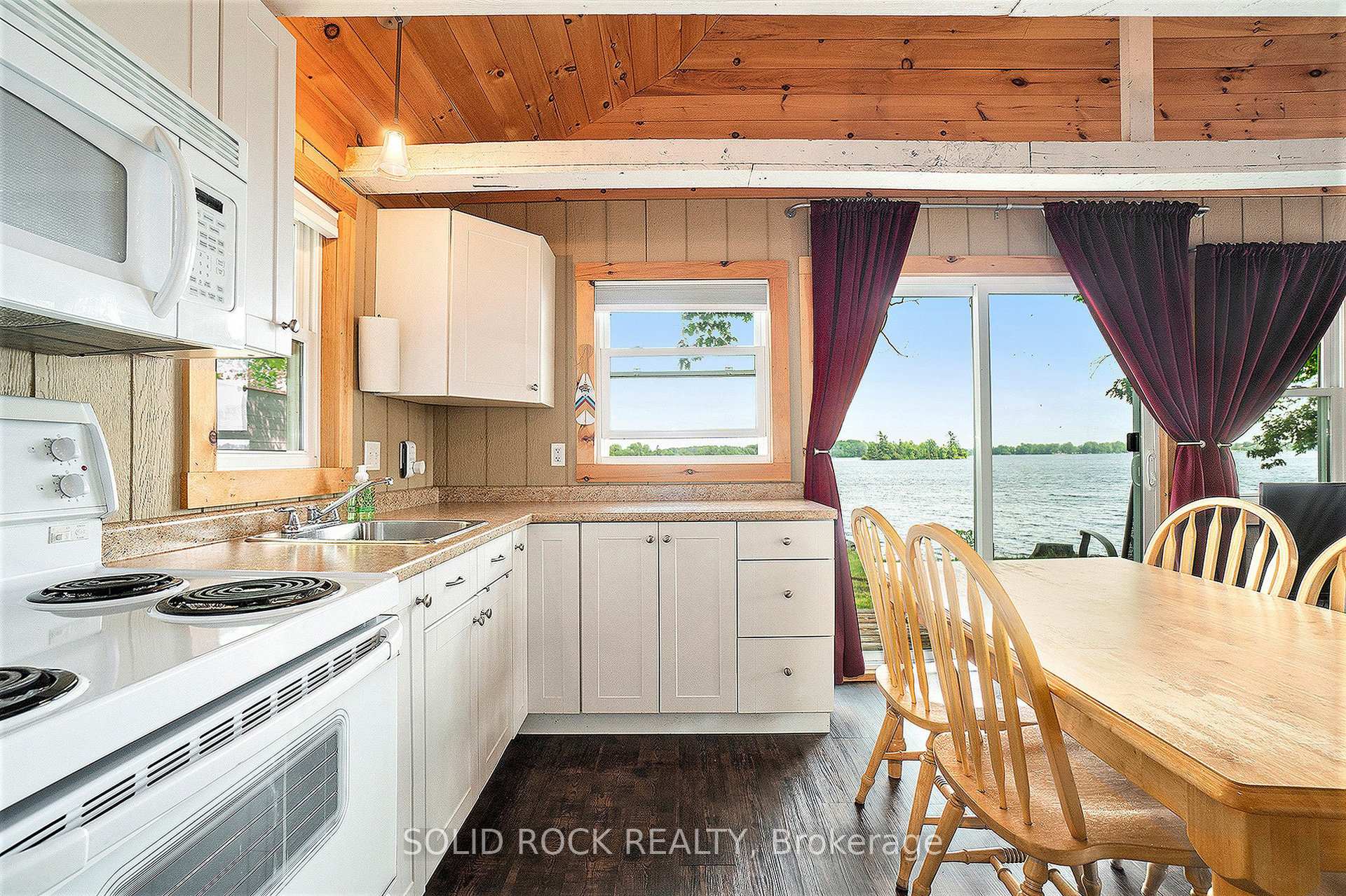 Photo 11 of 302 Scotch Corners Road, Beckwith, Beckwith Twp — HOMEH