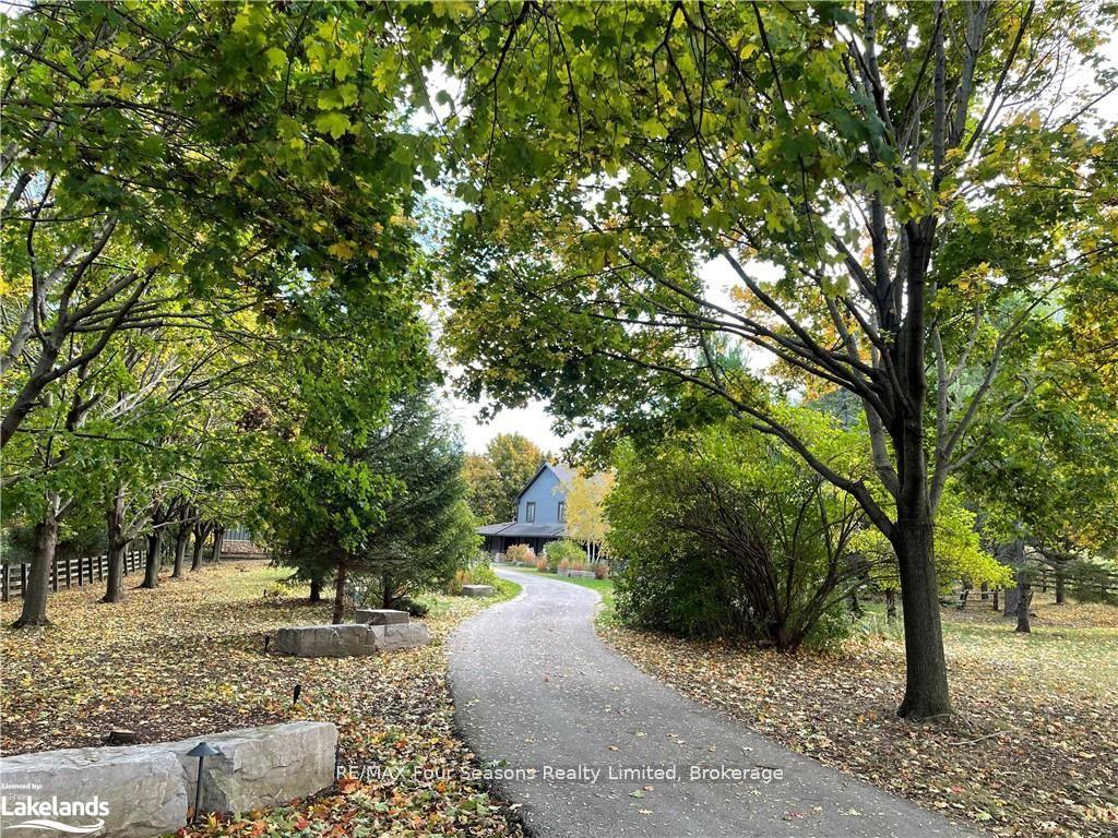 Photo 1 of 133 Arrowhead Road, Blue Mountains — HOMEH