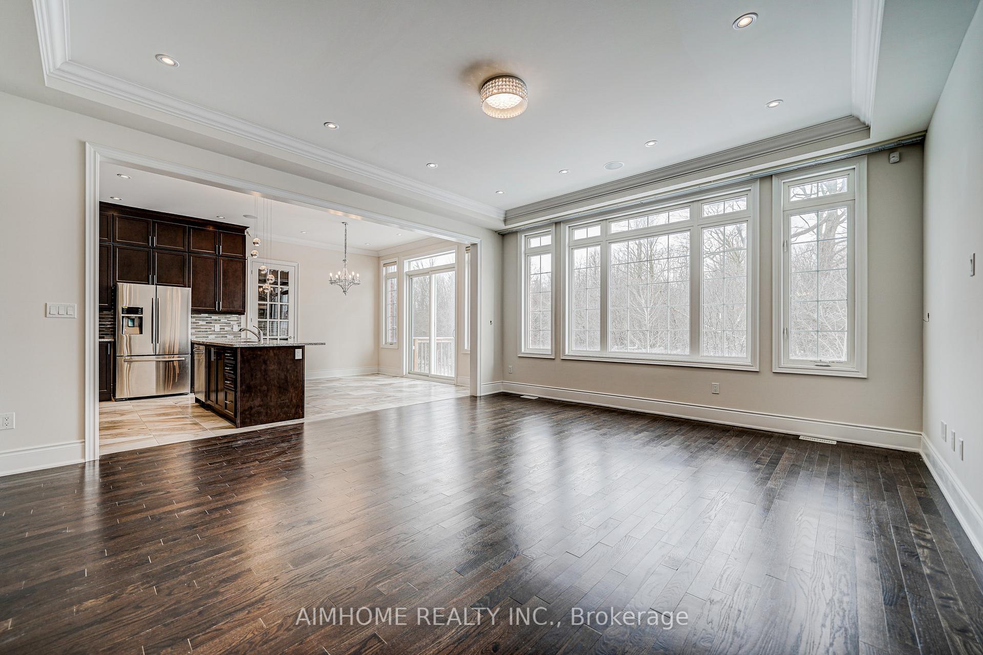 Photo 3 of 98 Joseph Hartman Crescent, Aurora, Rural Aurora — HOMEH