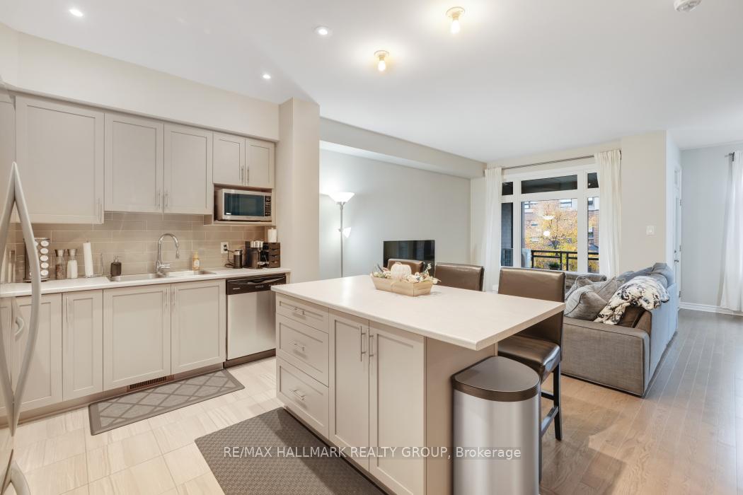 Photo 8 of 338 Twinflower Way, Ottawa, Barrhaven - Longfields — HOMEH