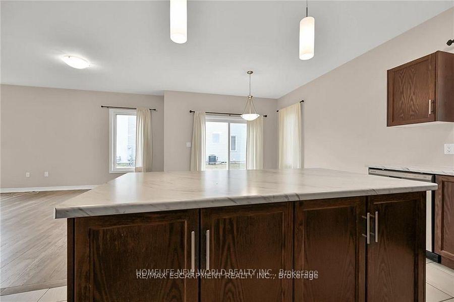 Photo 11 of 162 Mccabe Avenue, Welland, Lincoln/Crowland — HOMEH