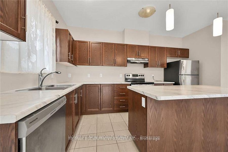 Photo 23 of 162 Mccabe Avenue, Welland, Lincoln/Crowland — HOMEH