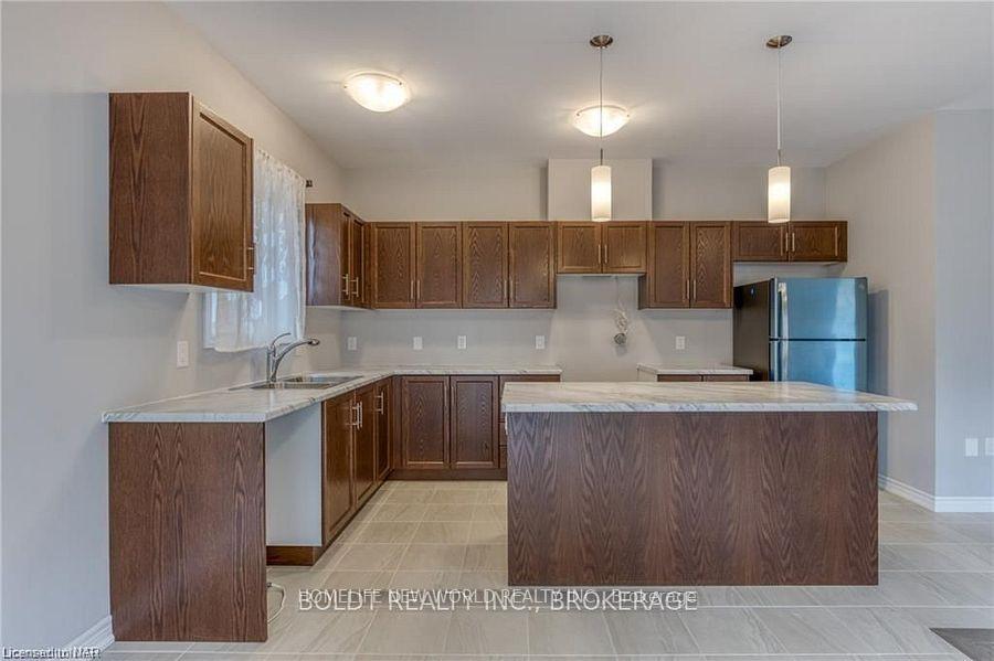 Photo 32 of 162 Mccabe Avenue, Welland, Lincoln/Crowland — HOMEH