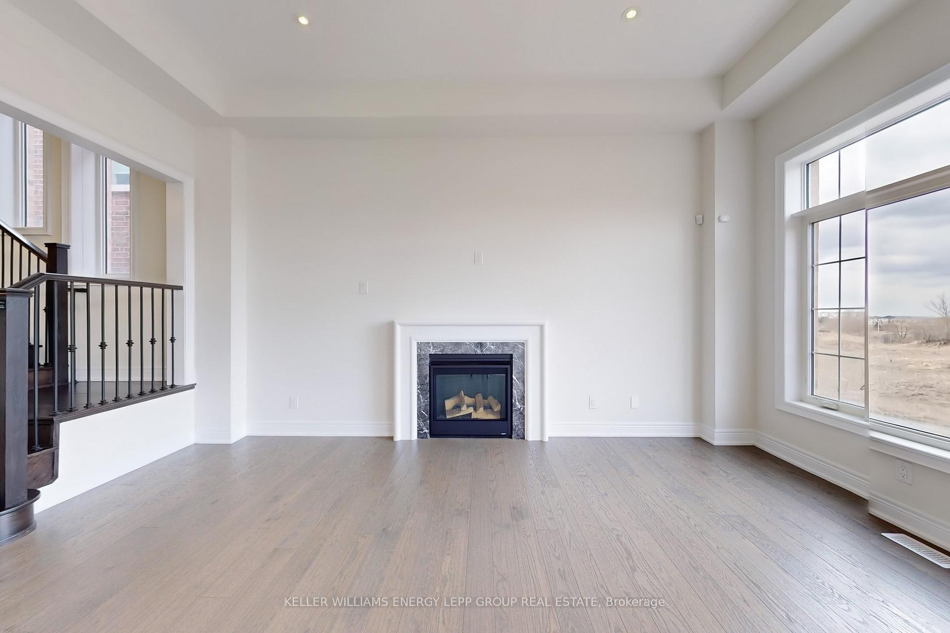 Photo 6 of 73 Deer Ridge Crescent, Whitby, Rural Whitby — HOMEH