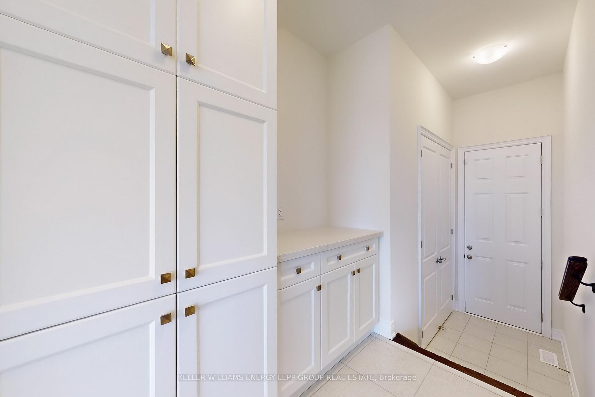 Photo 11 of 73 Deer Ridge Crescent, Whitby, Rural Whitby — HOMEH