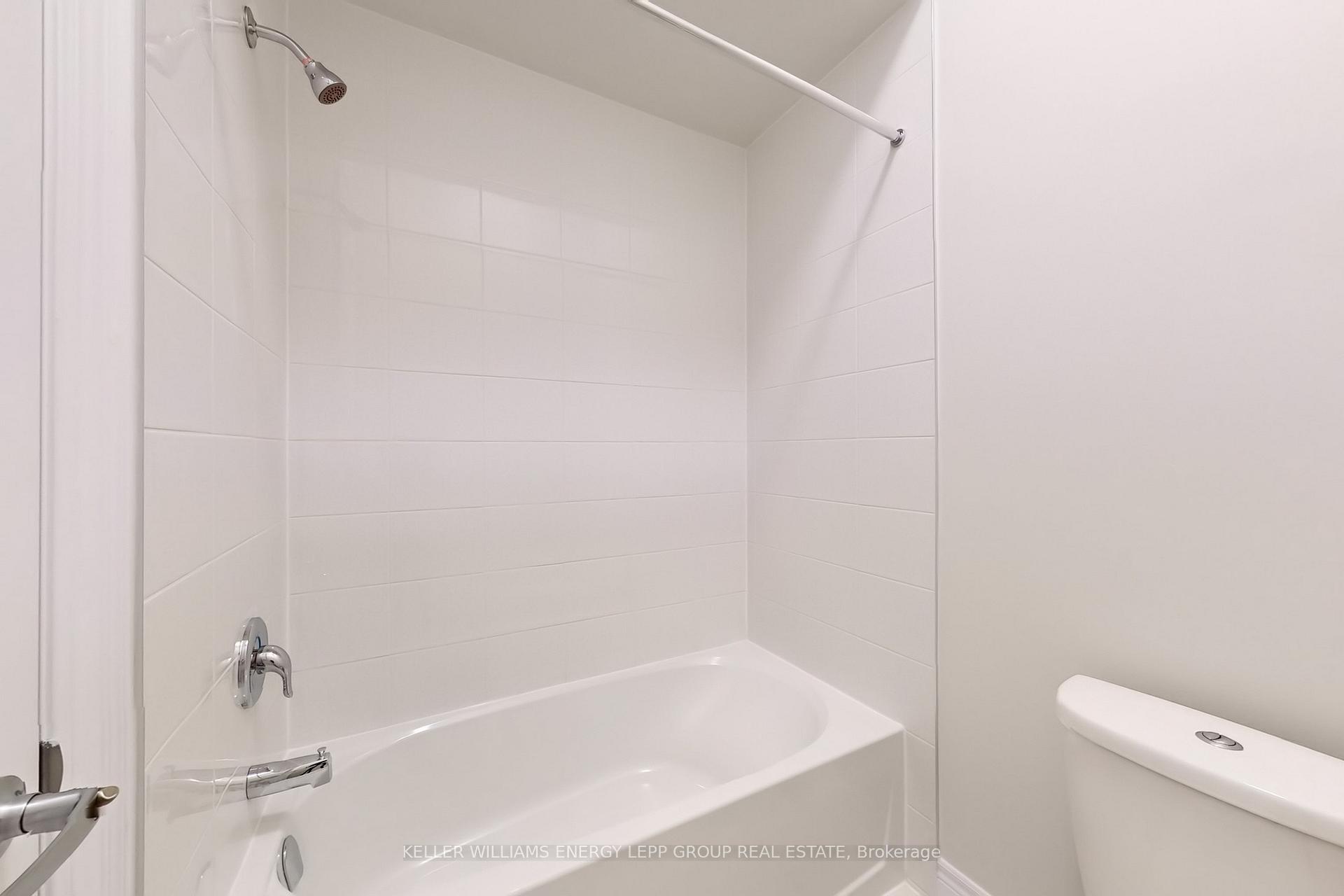 Photo 18 of 73 Deer Ridge Crescent, Whitby, Rural Whitby — HOMEH