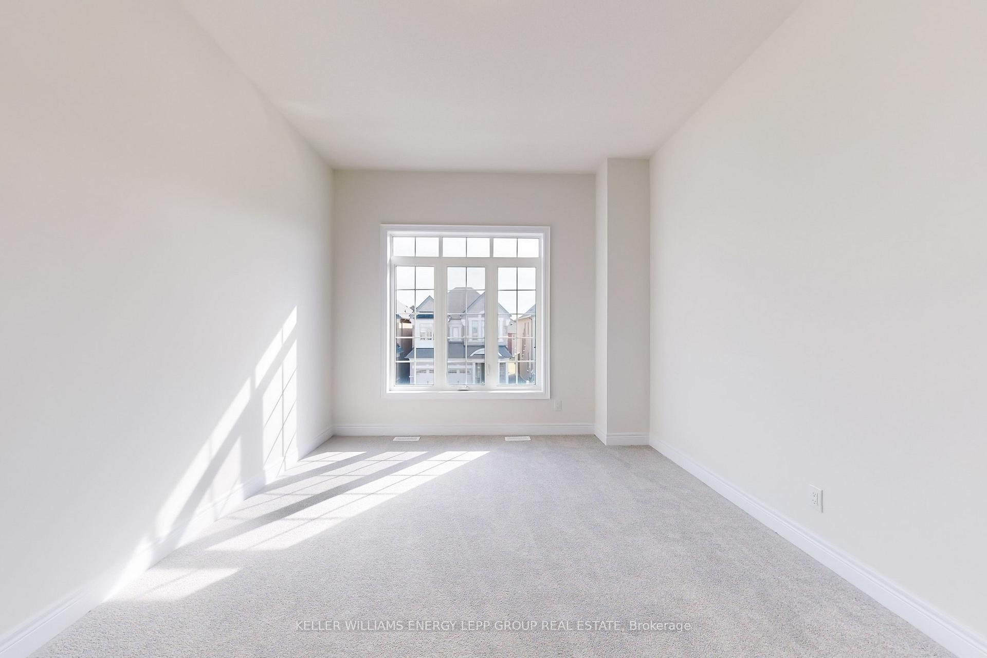 Photo 19 of 73 Deer Ridge Crescent, Whitby, Rural Whitby — HOMEH