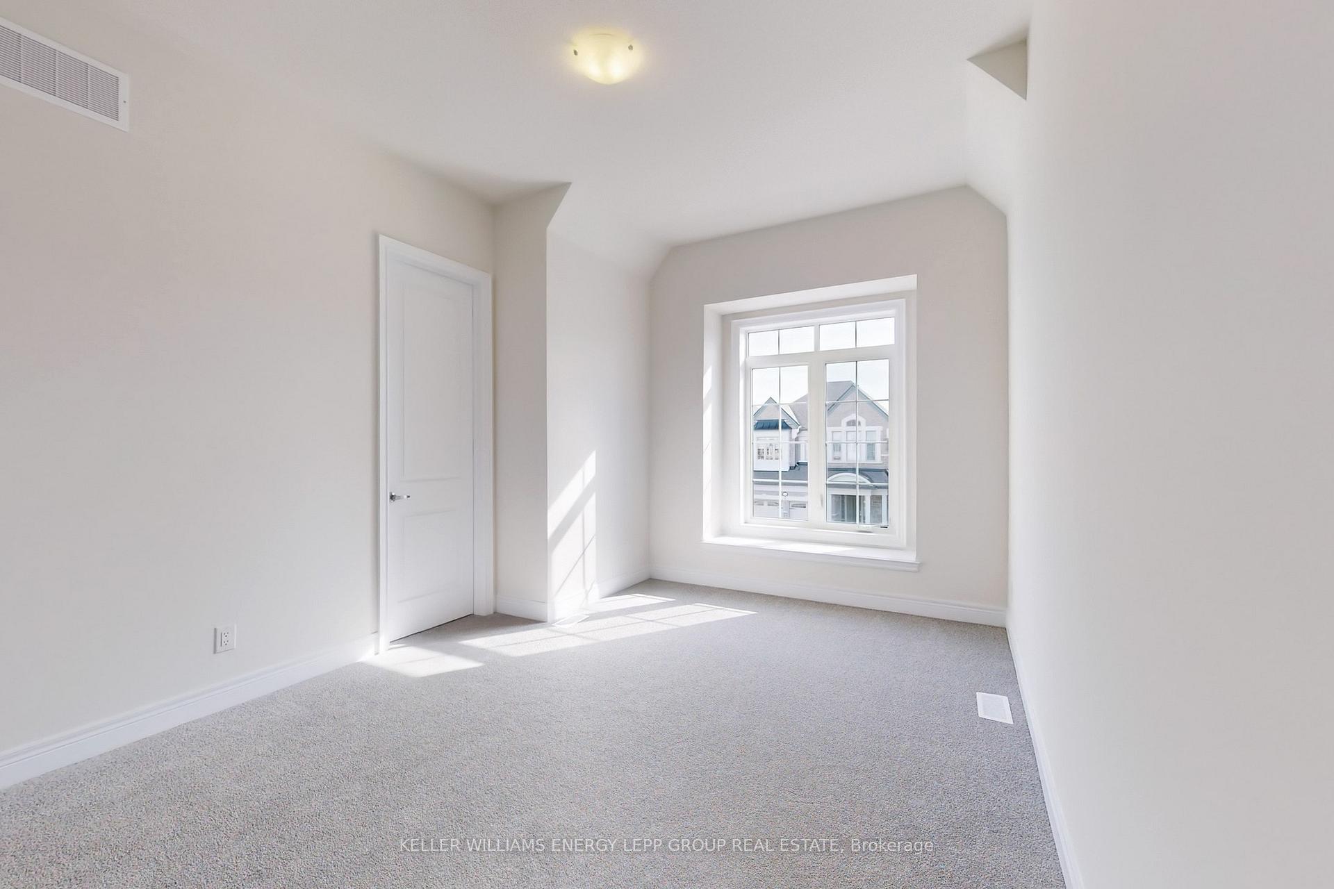 Photo 20 of 73 Deer Ridge Crescent, Whitby, Rural Whitby — HOMEH