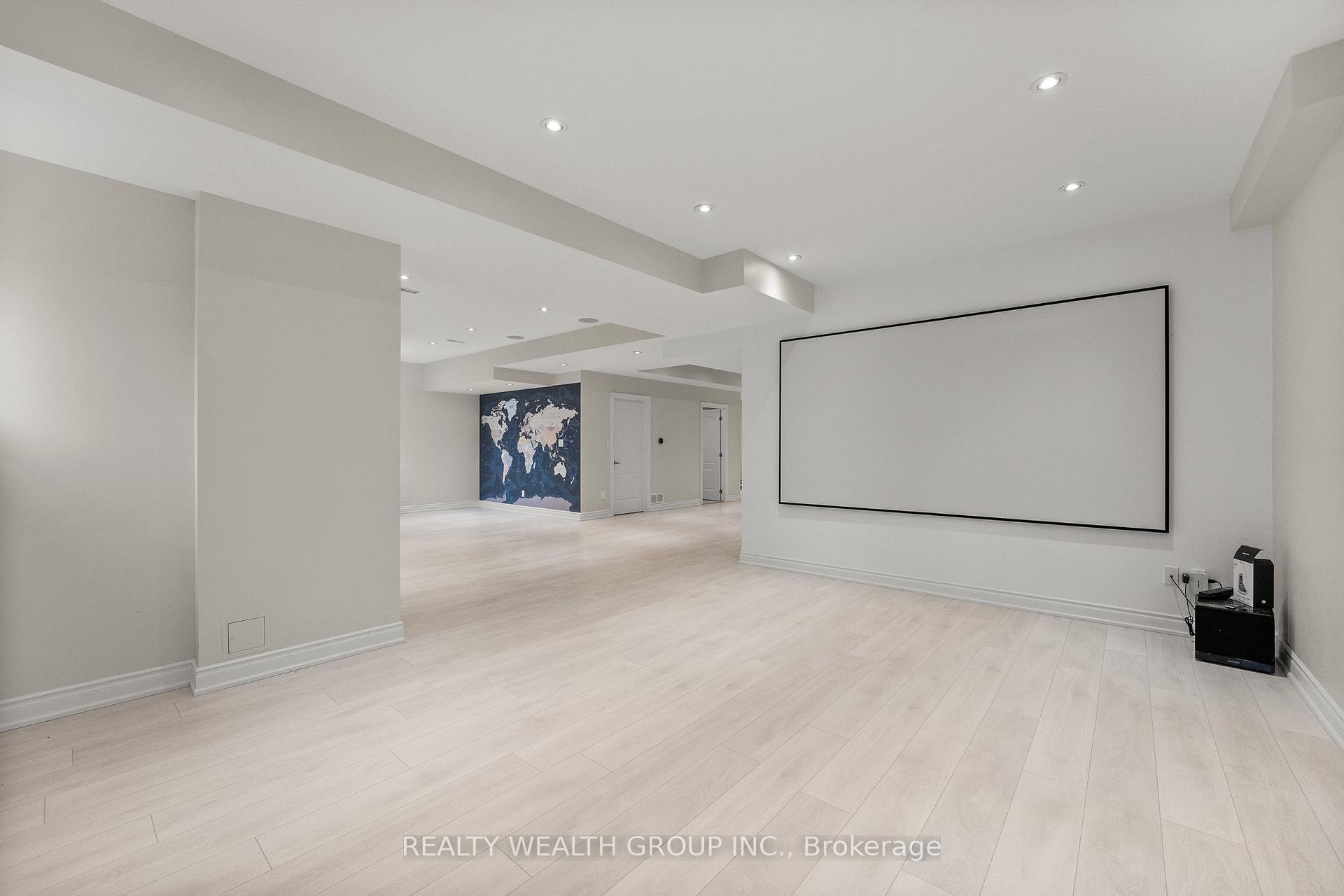 Photo 24 of 441 Marc Santi Boulevard, Vaughan, Patterson — HOMEH