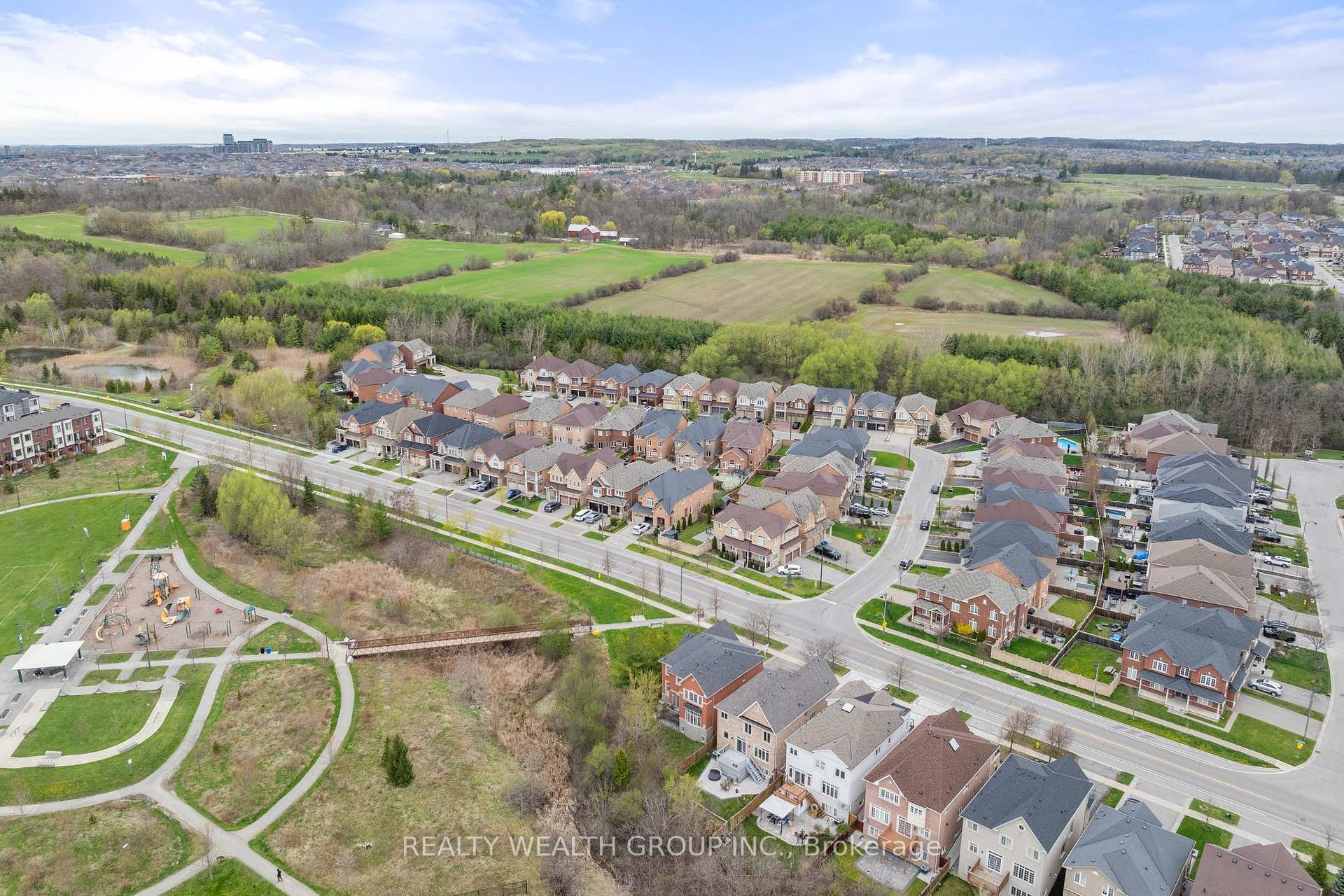 Photo 38 of 441 Marc Santi Boulevard, Vaughan, Patterson — HOMEH