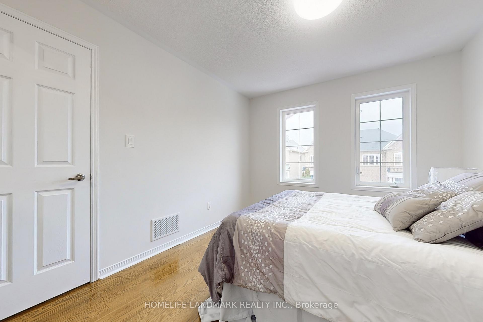 Photo 22 of 71 Coleluke Lane, Markham, Middlefield — HOMEH
