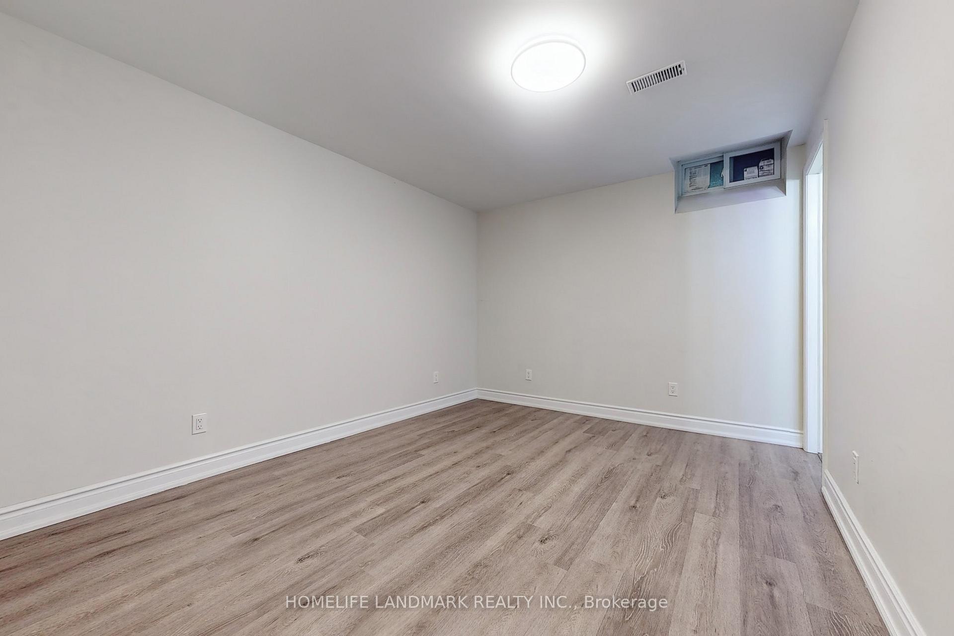 Photo 36 of 71 Coleluke Lane, Markham, Middlefield — HOMEH