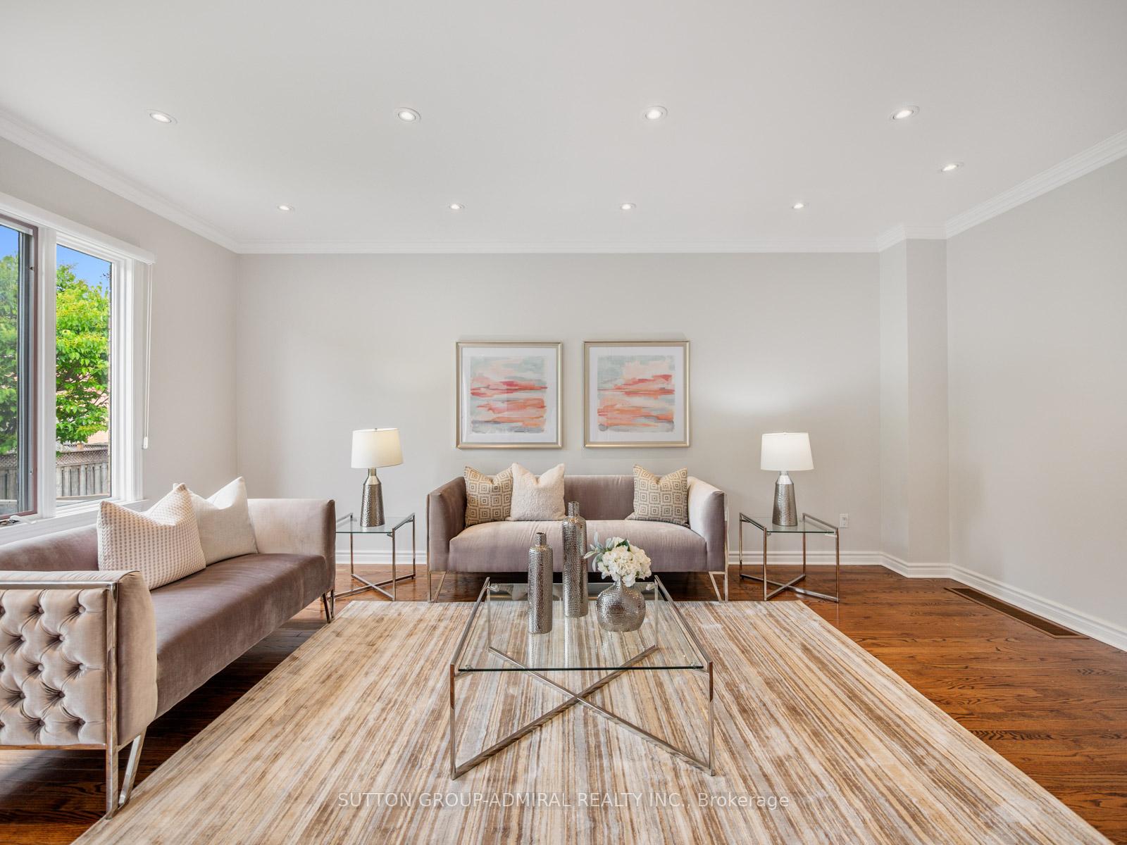 Photo 7 of 36 Oakhurst Drive, Vaughan, Beverley Glen — HOMEH