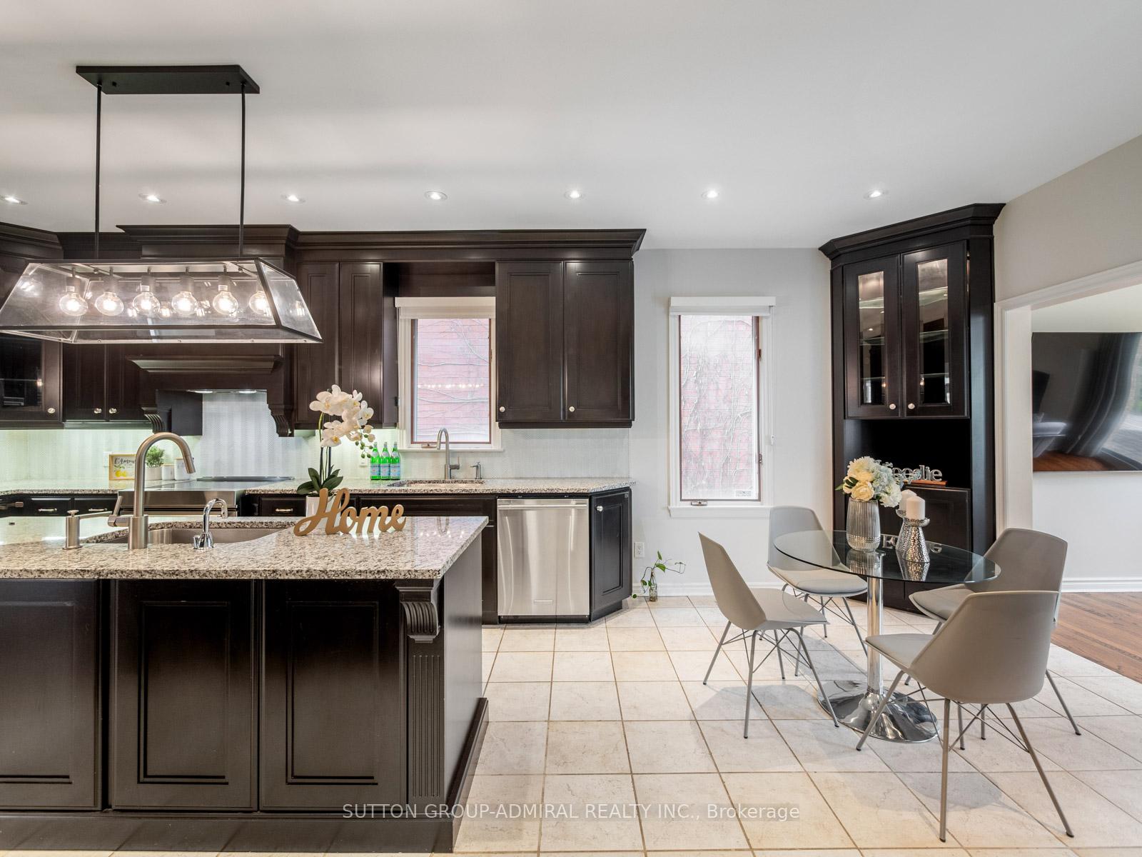 Photo 12 of 36 Oakhurst Drive, Vaughan, Beverley Glen — HOMEH