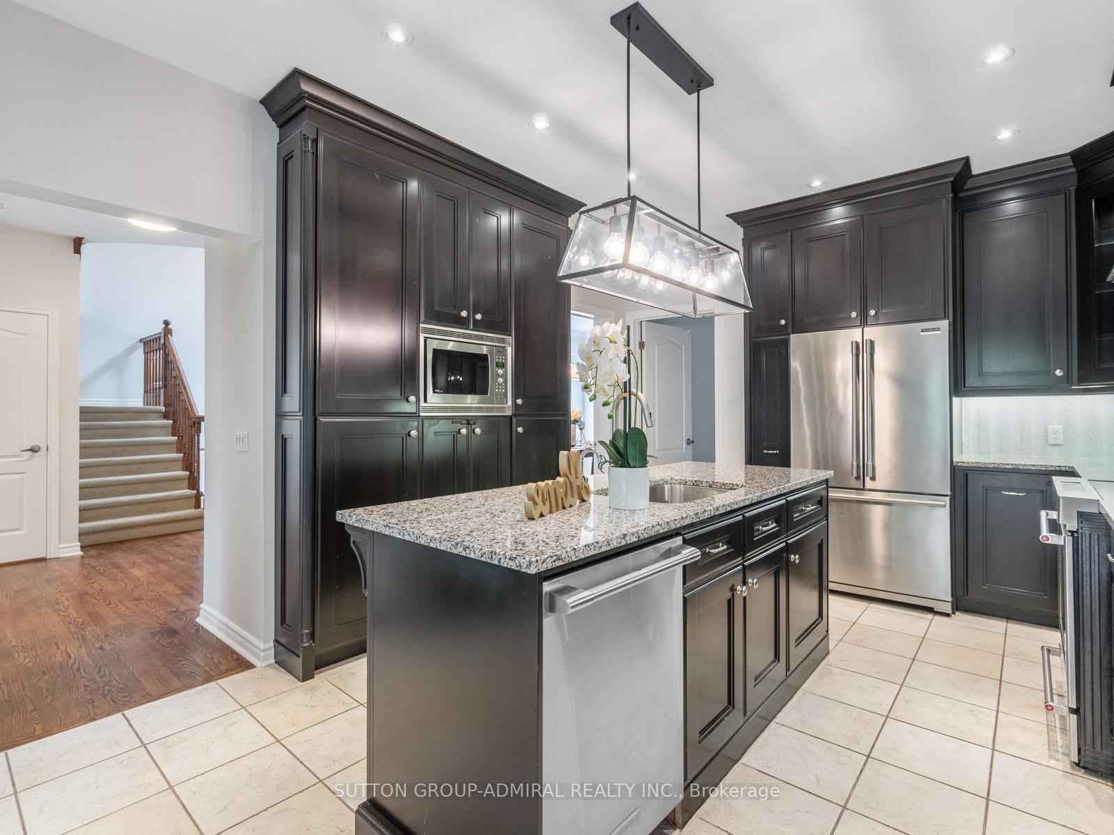 Photo 15 of 36 Oakhurst Drive, Vaughan, Beverley Glen — HOMEH