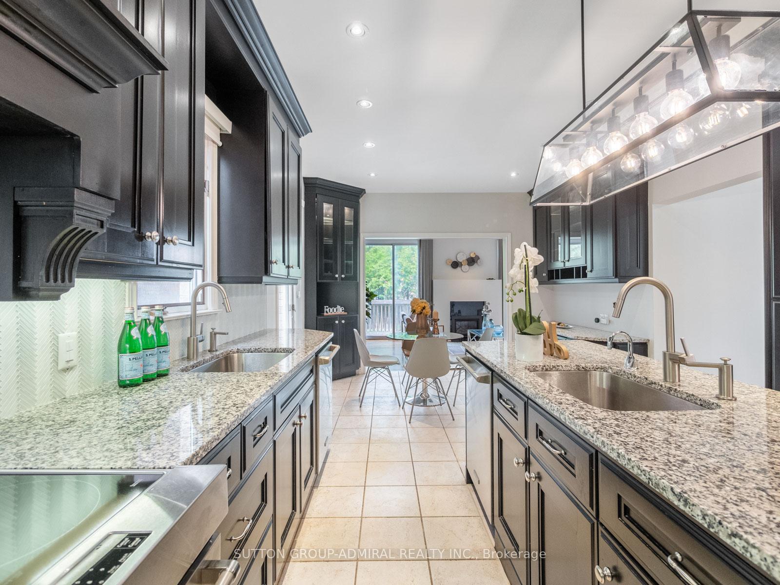 Photo 17 of 36 Oakhurst Drive, Vaughan, Beverley Glen — HOMEH