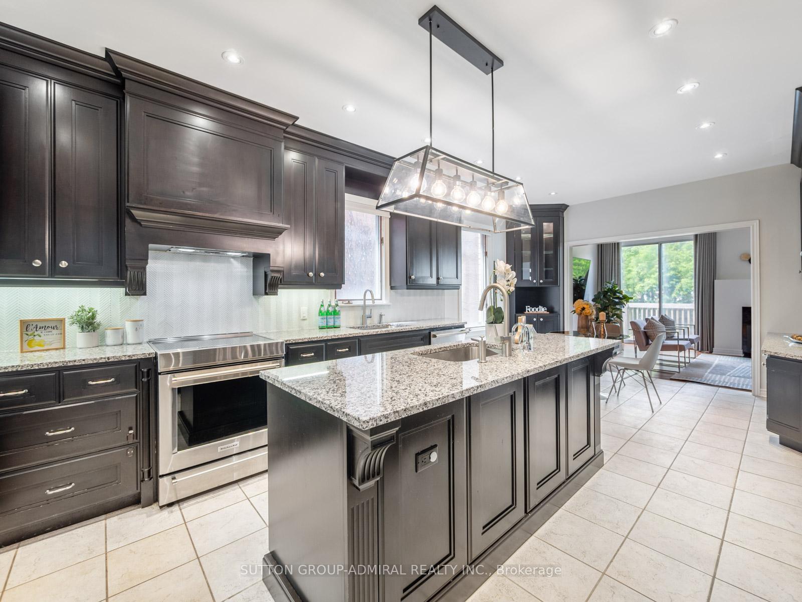 Photo 18 of 36 Oakhurst Drive, Vaughan, Beverley Glen — HOMEH