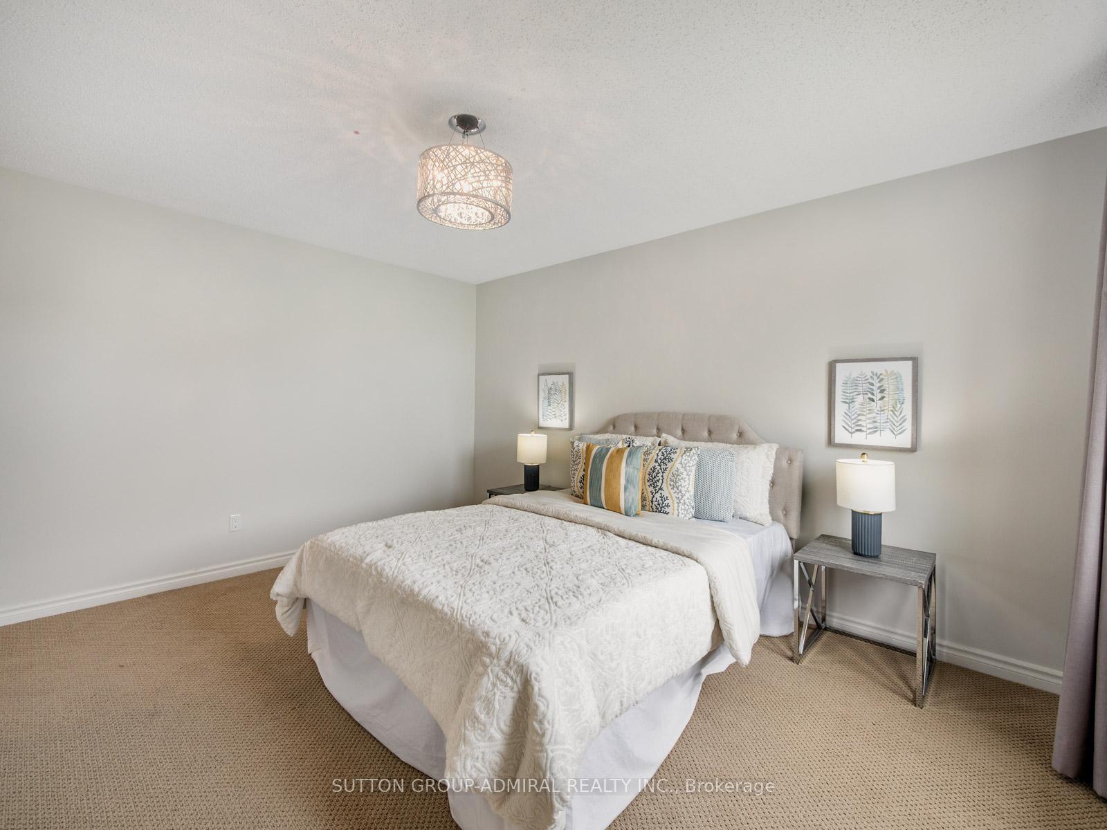 Photo 34 of 36 Oakhurst Drive, Vaughan, Beverley Glen — HOMEH