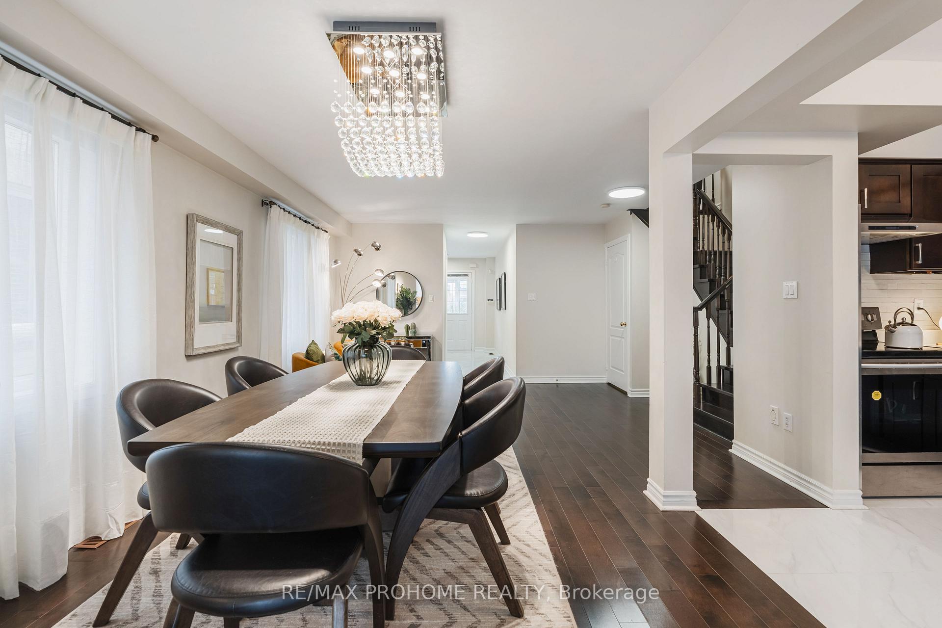 Photo 8 of 48 Weatherill Road, Markham, Berczy — HOMEH