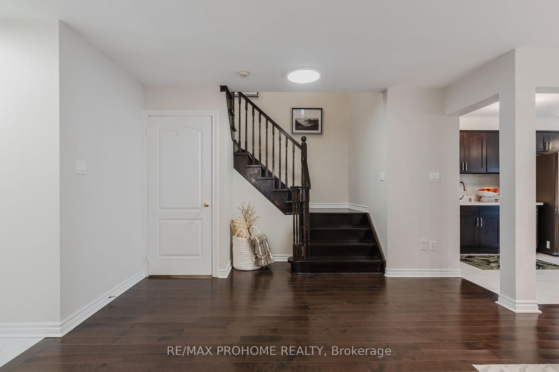 Photo 20 of 48 Weatherill Road, Markham, Berczy — HOMEH