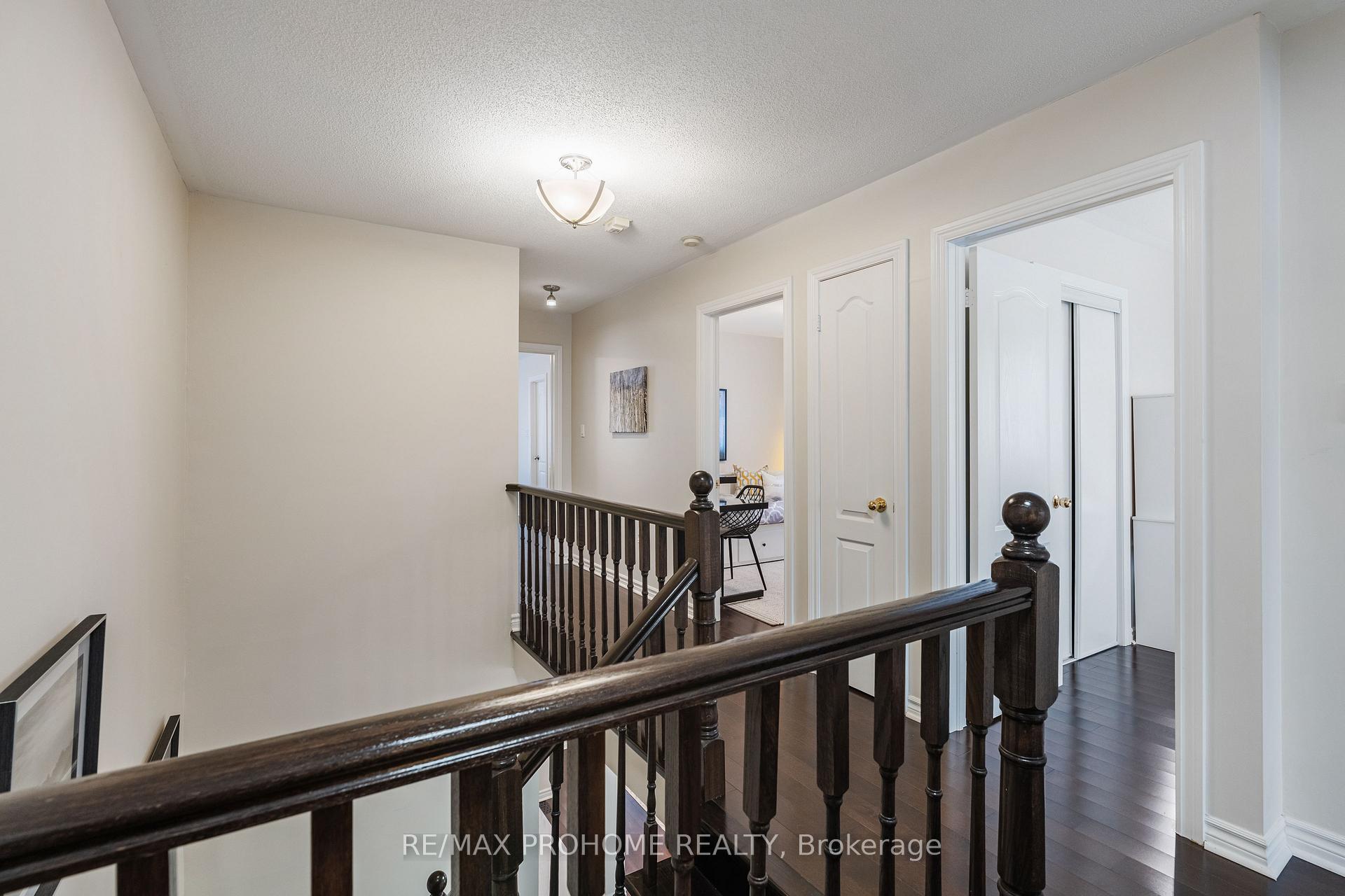 Photo 22 of 48 Weatherill Road, Markham, Berczy — HOMEH