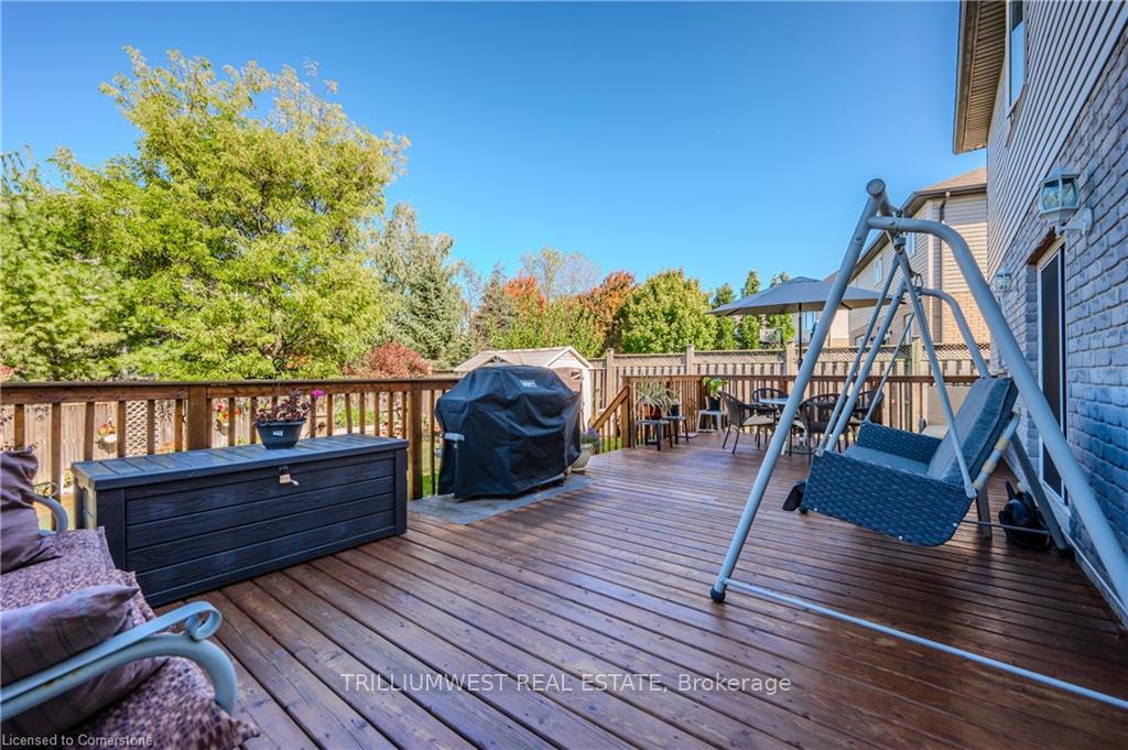Photo 23 of 391 Towsend Drive, Kitchener, Mill Courtland Woodside Park — HOMEH